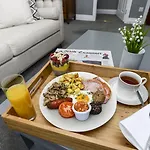 فندق Woollen Mills - Bw Signature Collection بلارني