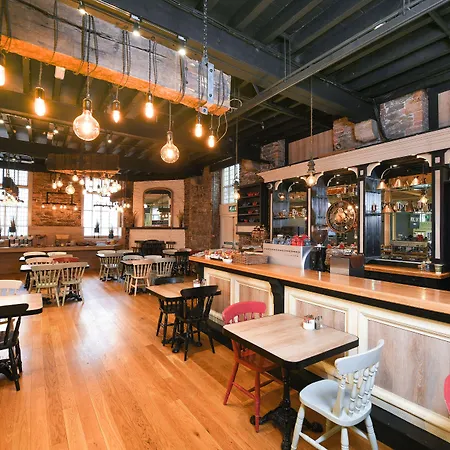 Woollen Mills - Bw Signature Collection Szálloda